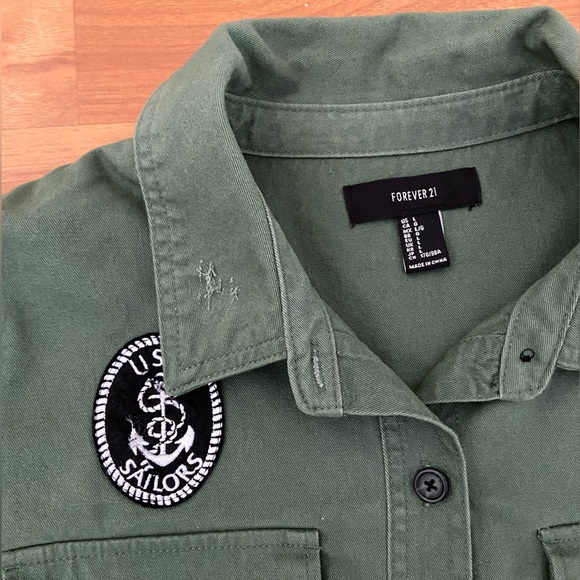 Green Distressed Utility Jacket - Picture 6 of 7